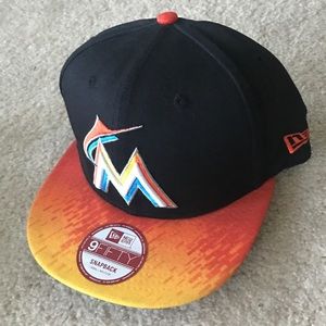 NWT 梨 New Era 59Fifty Miami Marlins MLB StrapBack
